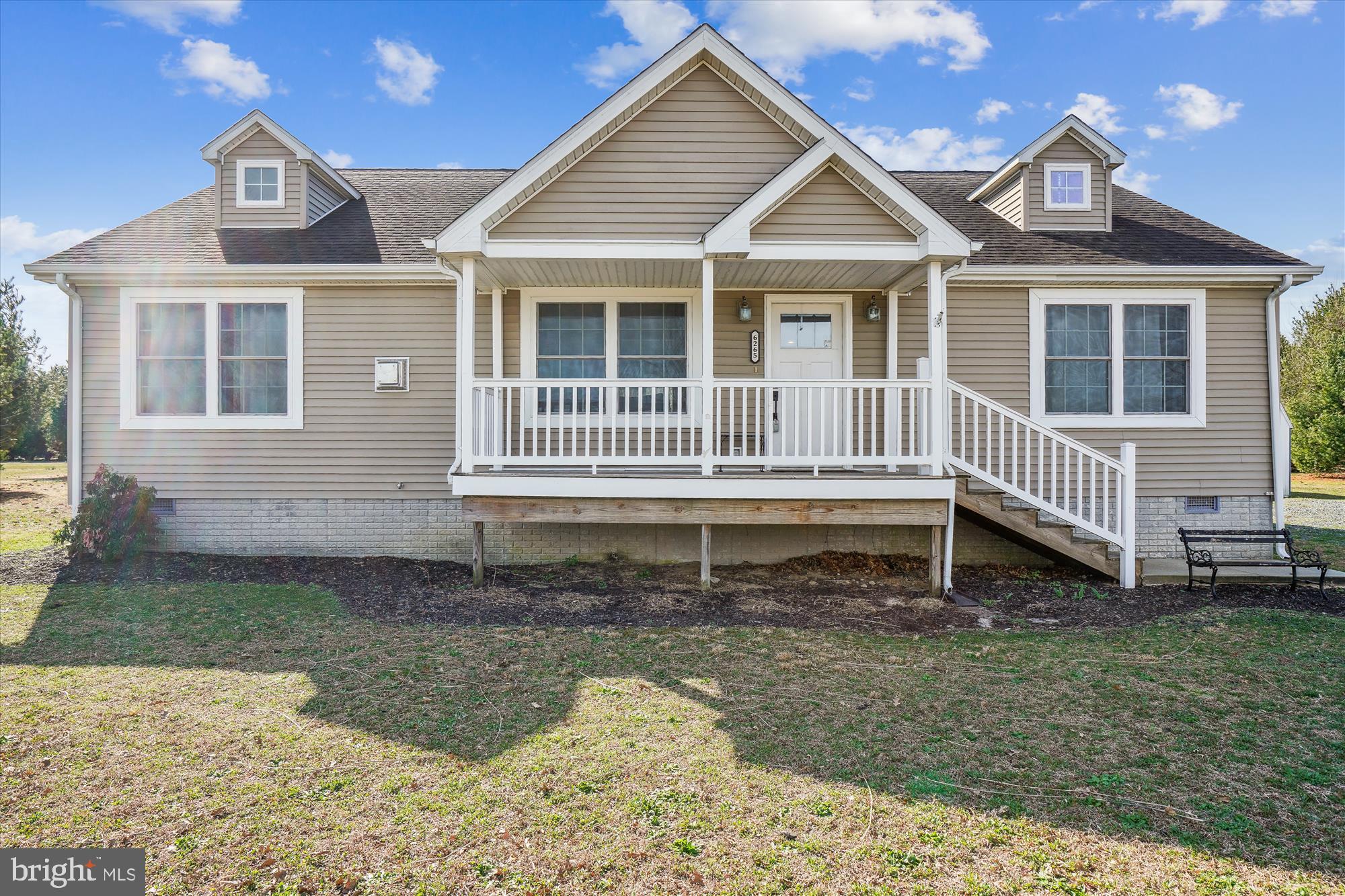 6265 Solomons Cir