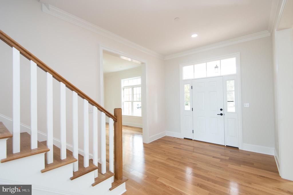 5 Sandy Acres Rd