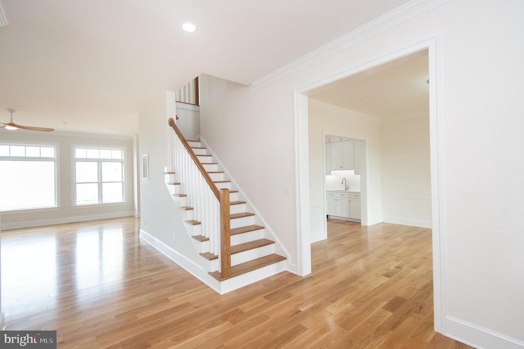 5 Sandy Acres Rd