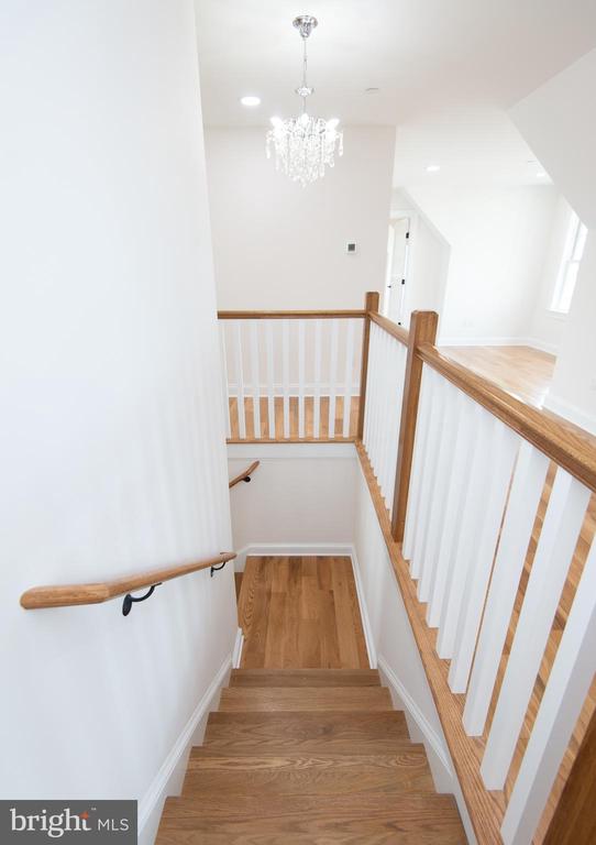 5 Sandy Acres Rd