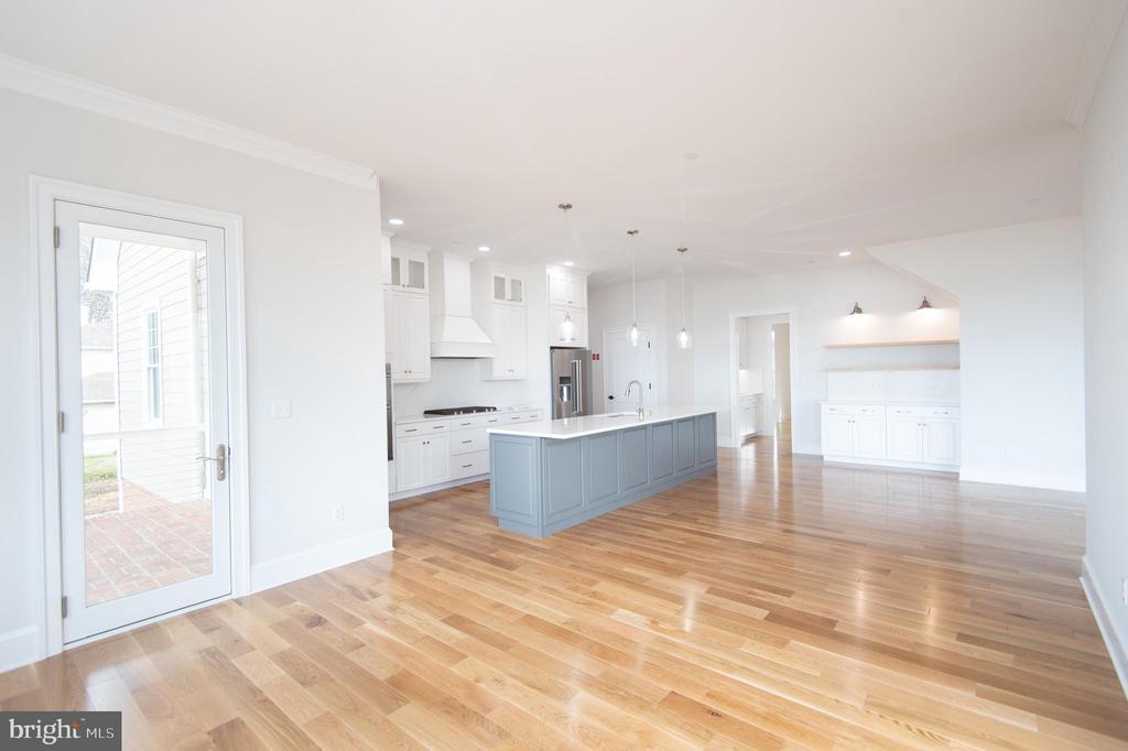 5 Sandy Acres Rd