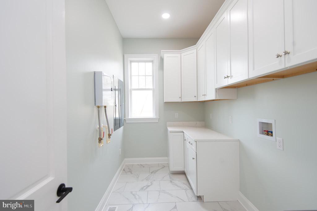 5 Sandy Acres Rd