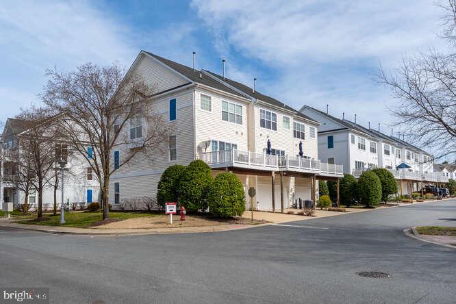 304 Shipyard Dr #34