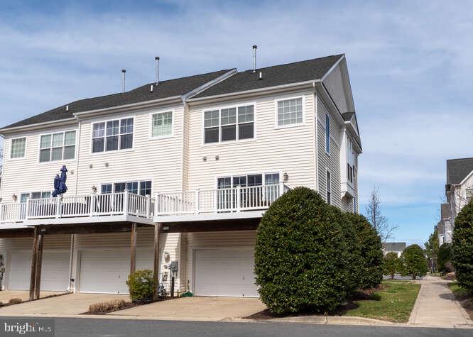 304 Shipyard Dr #34
