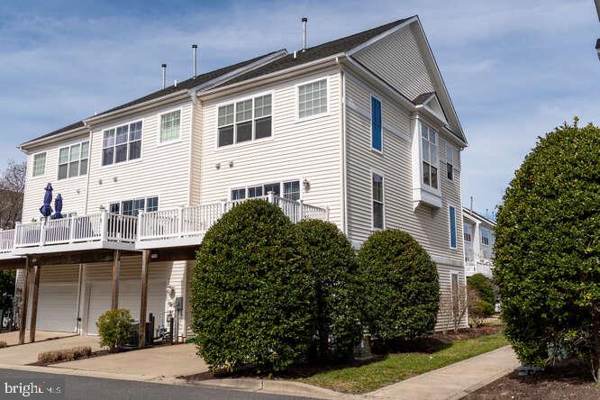 304 Shipyard Dr #34
