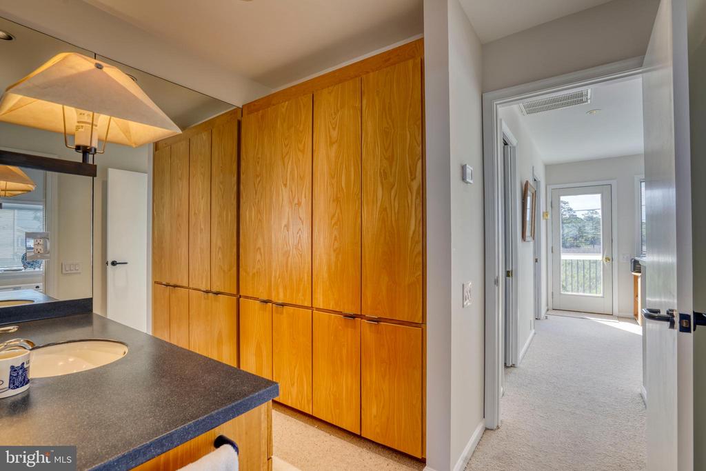 3524 Greenpoint Rd