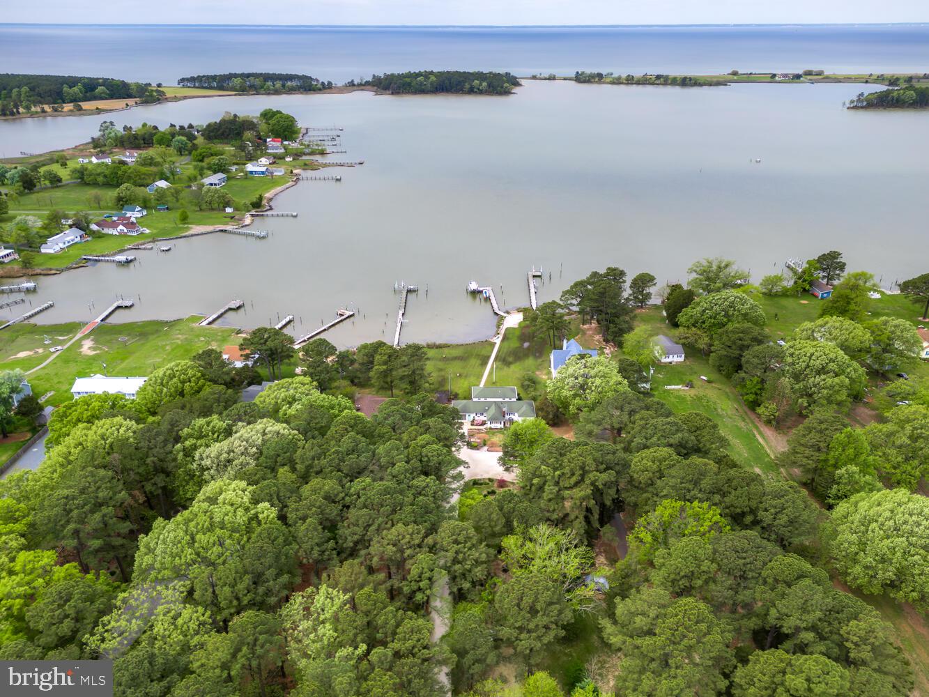 6114 Twin Point Cove Rd