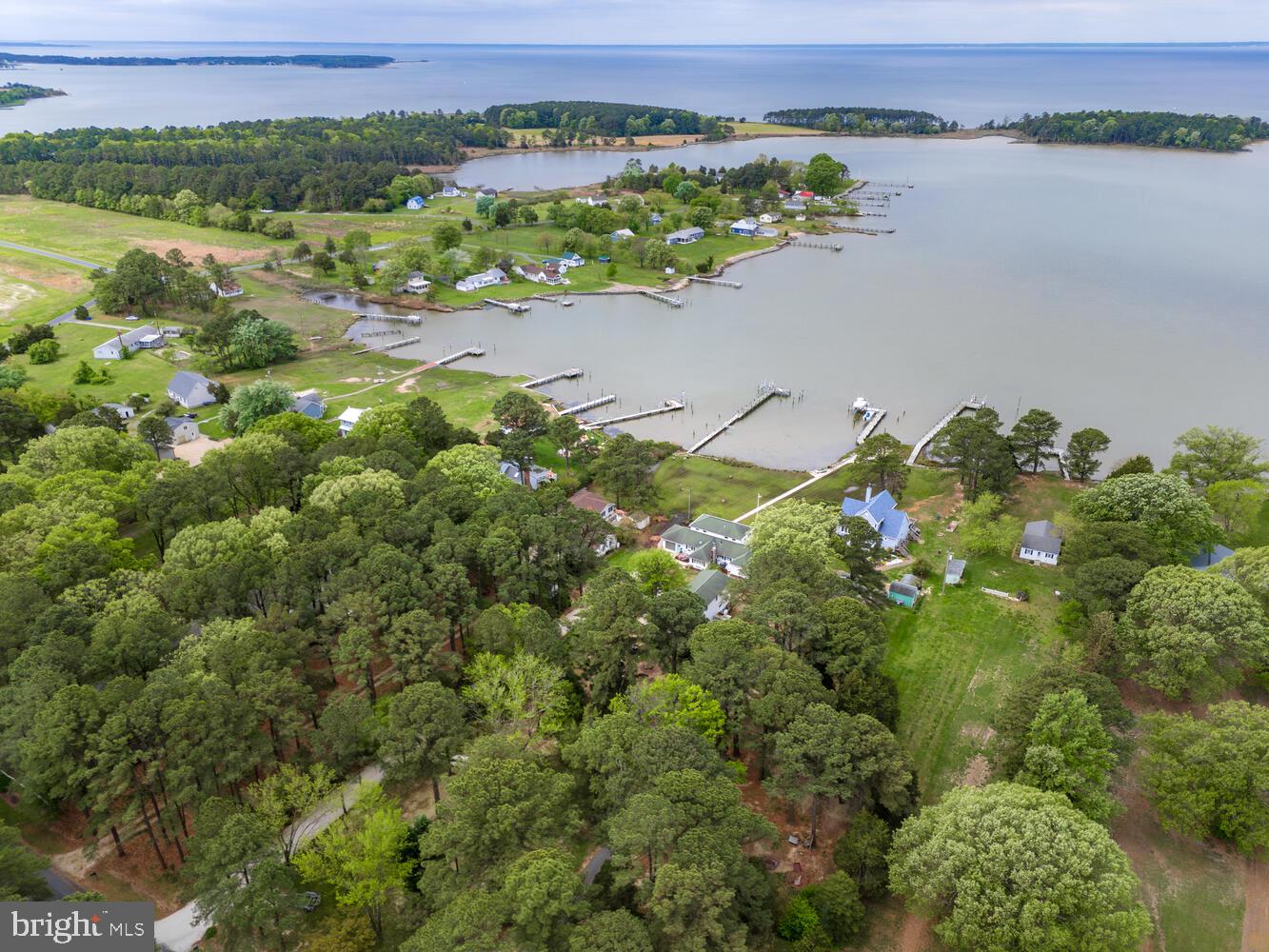 6114 Twin Point Cove Rd