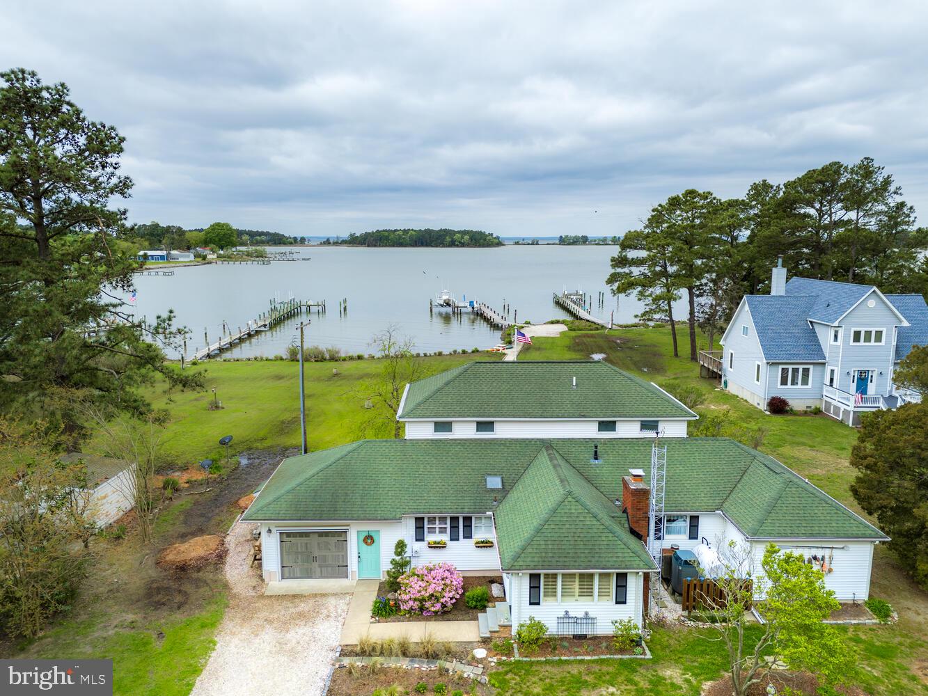 6114 Twin Point Cove Rd