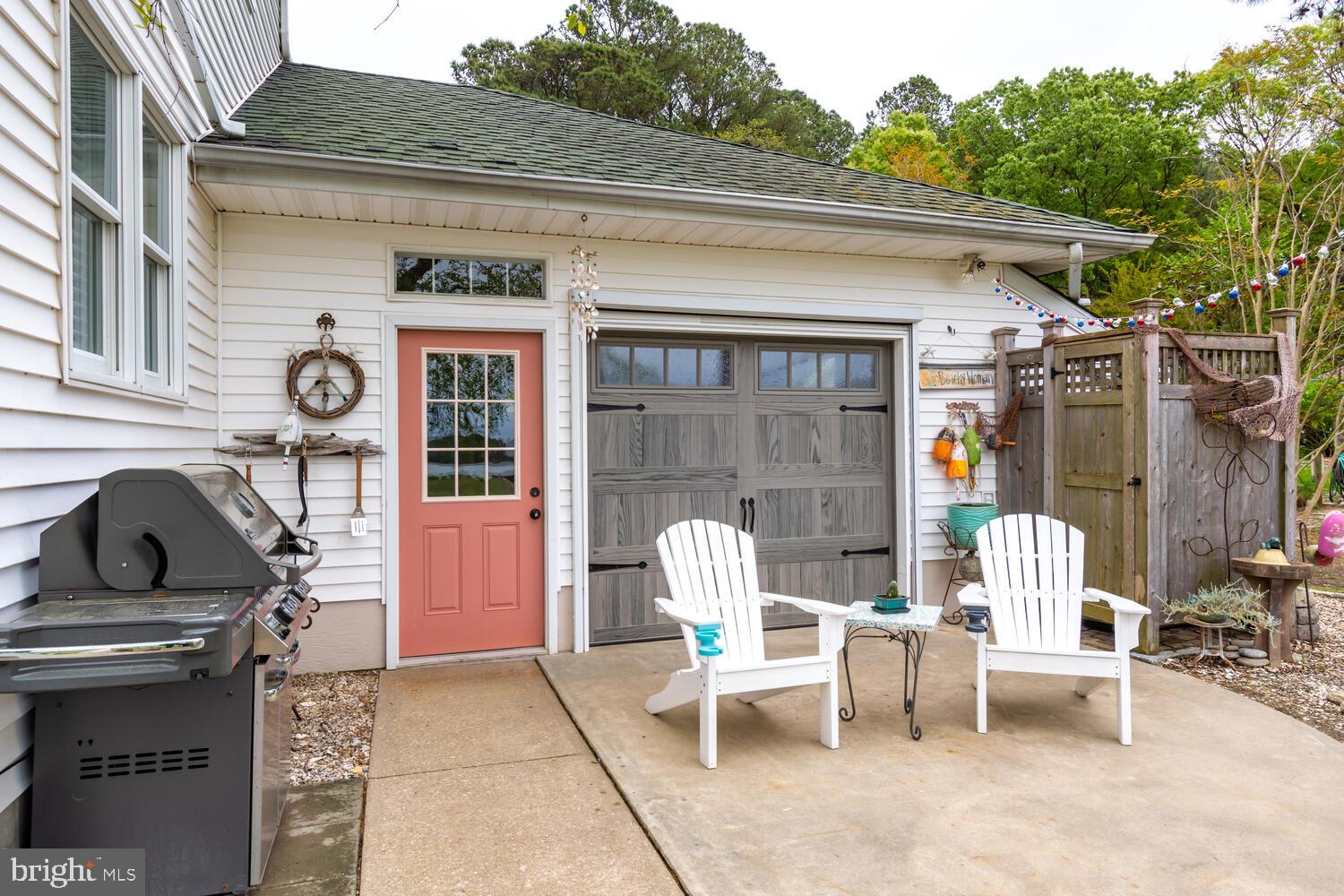 6114 Twin Point Cove Rd