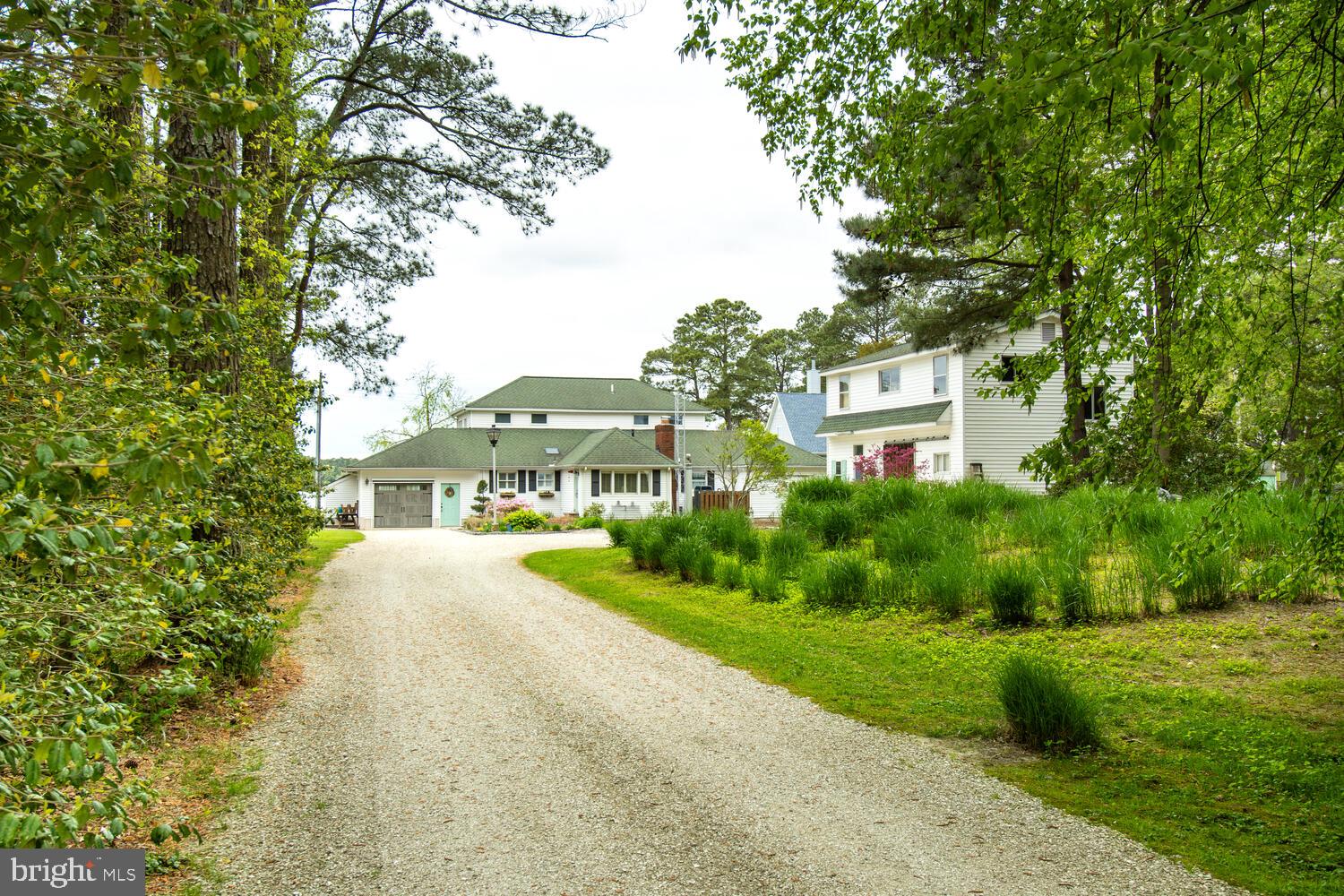 6114 Twin Point Cove Rd