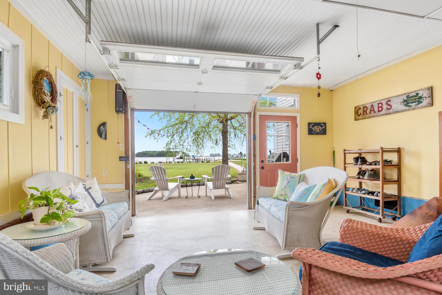 6114 Twin Point Cove Rd