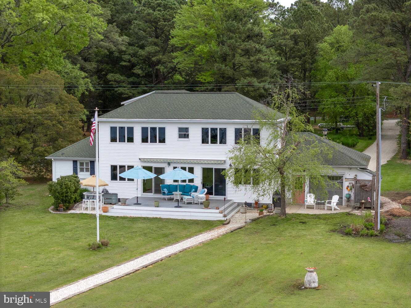 6114 Twin Point Cove Rd