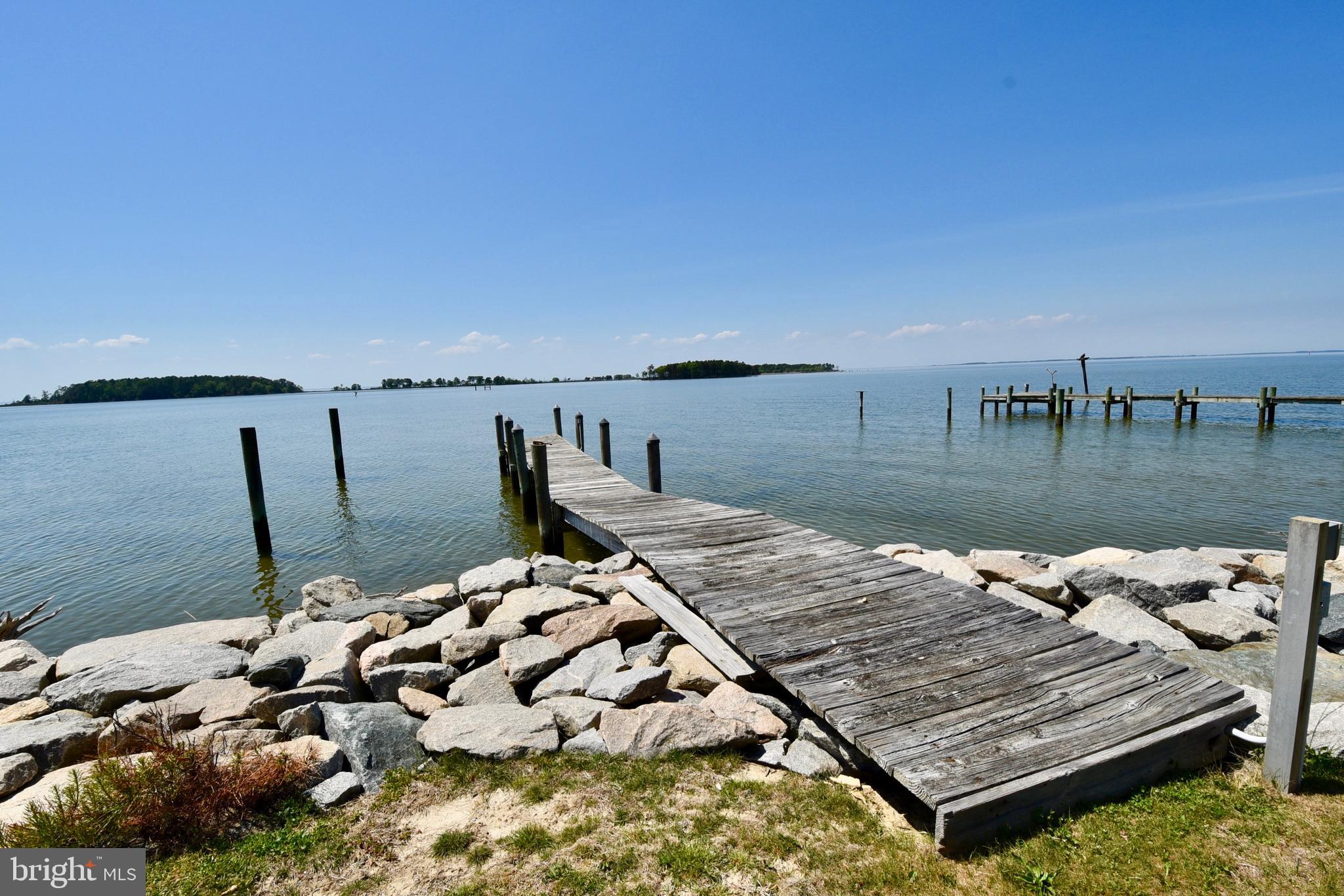 6126 Twin Point Cove Rd