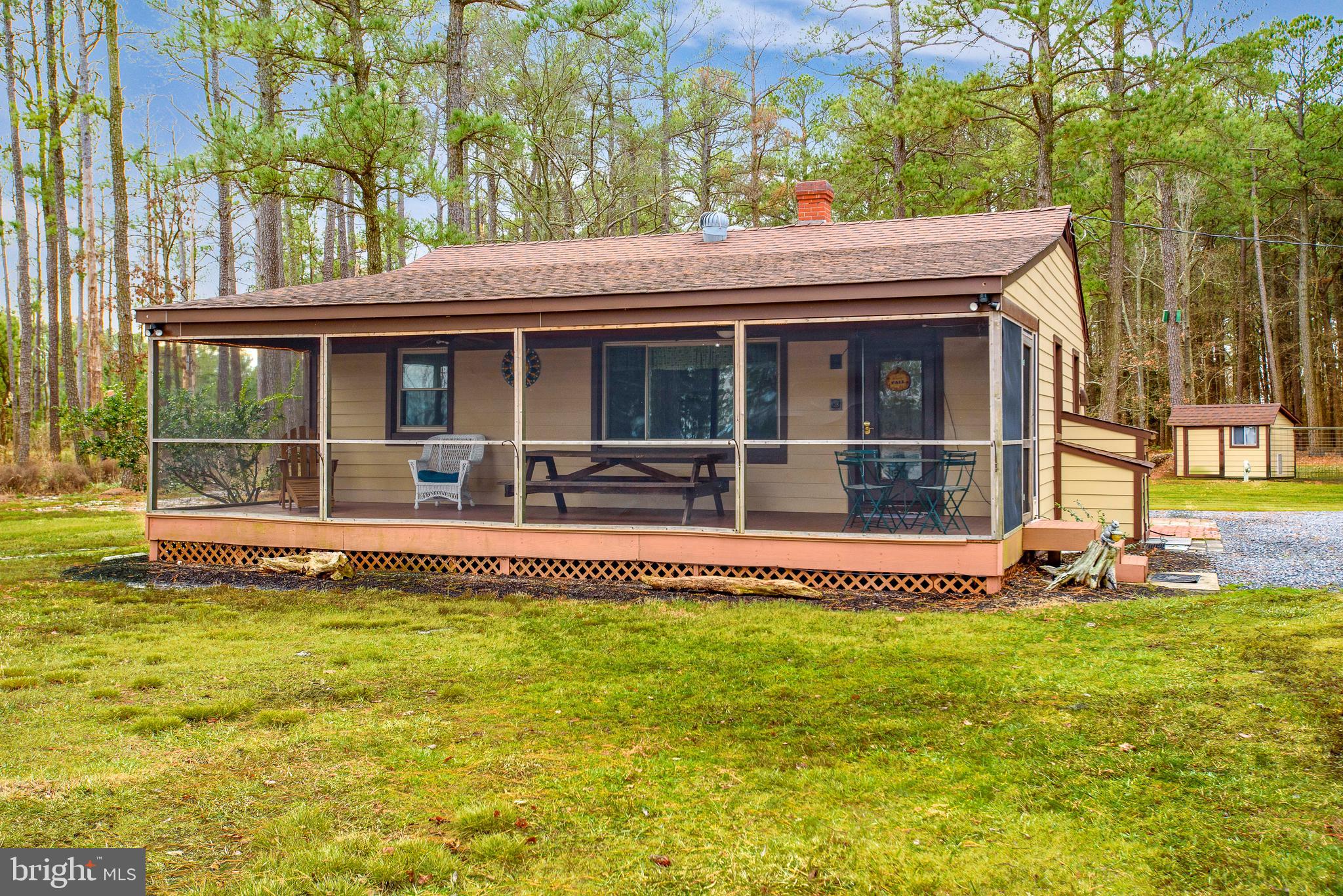 6111 Twin Point Cove Rd