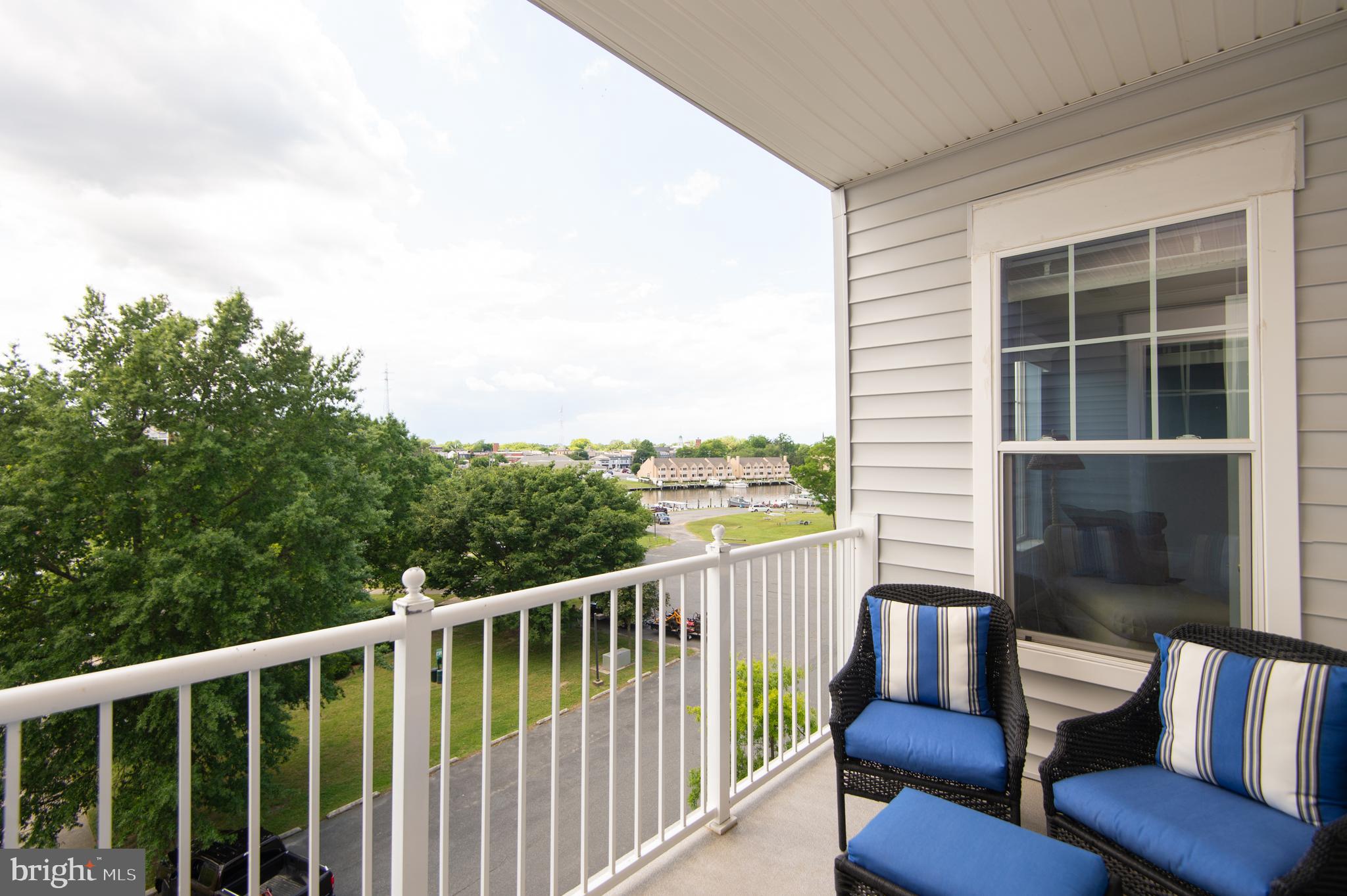 700 Cattail Cv #307