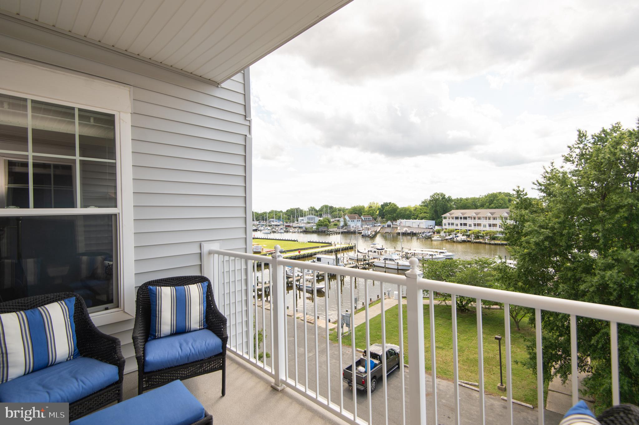 700 Cattail Cv #307