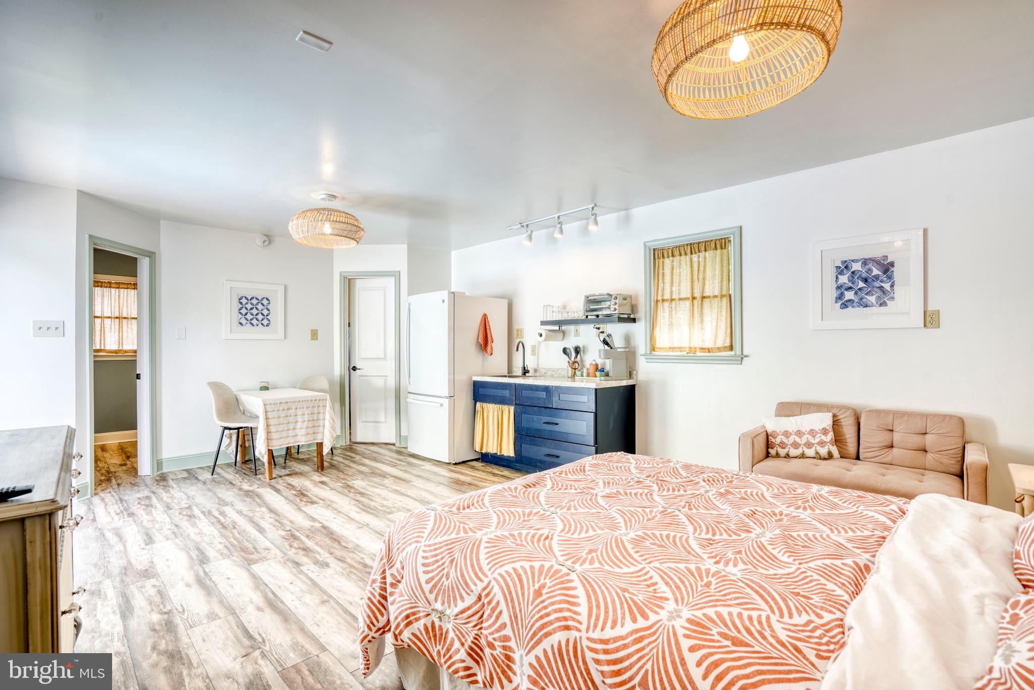 104 West End Ave