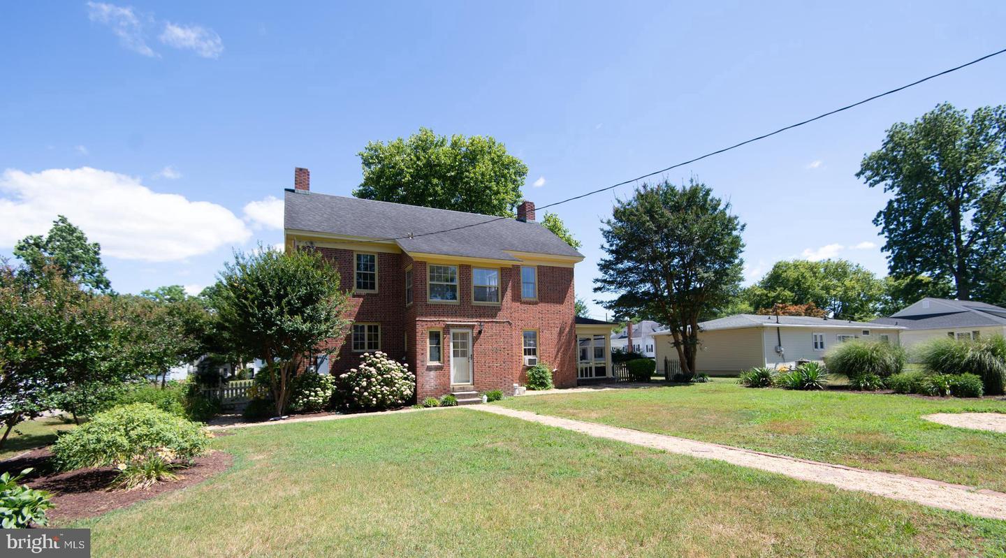 203 Glenburn Ave