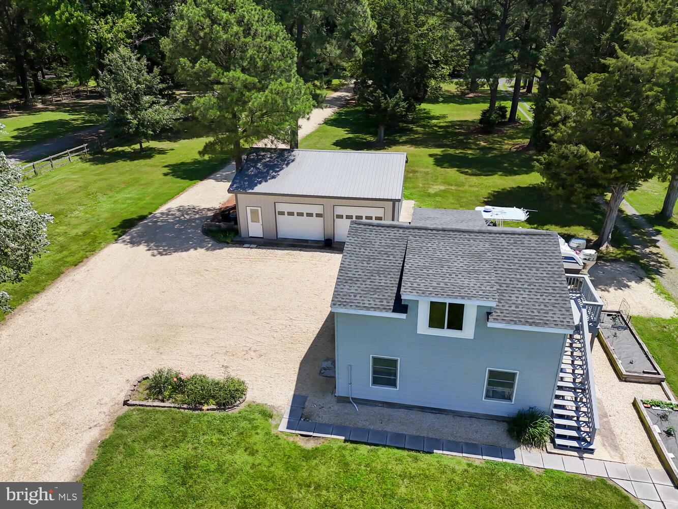 6104 Twin Point Cove Rd