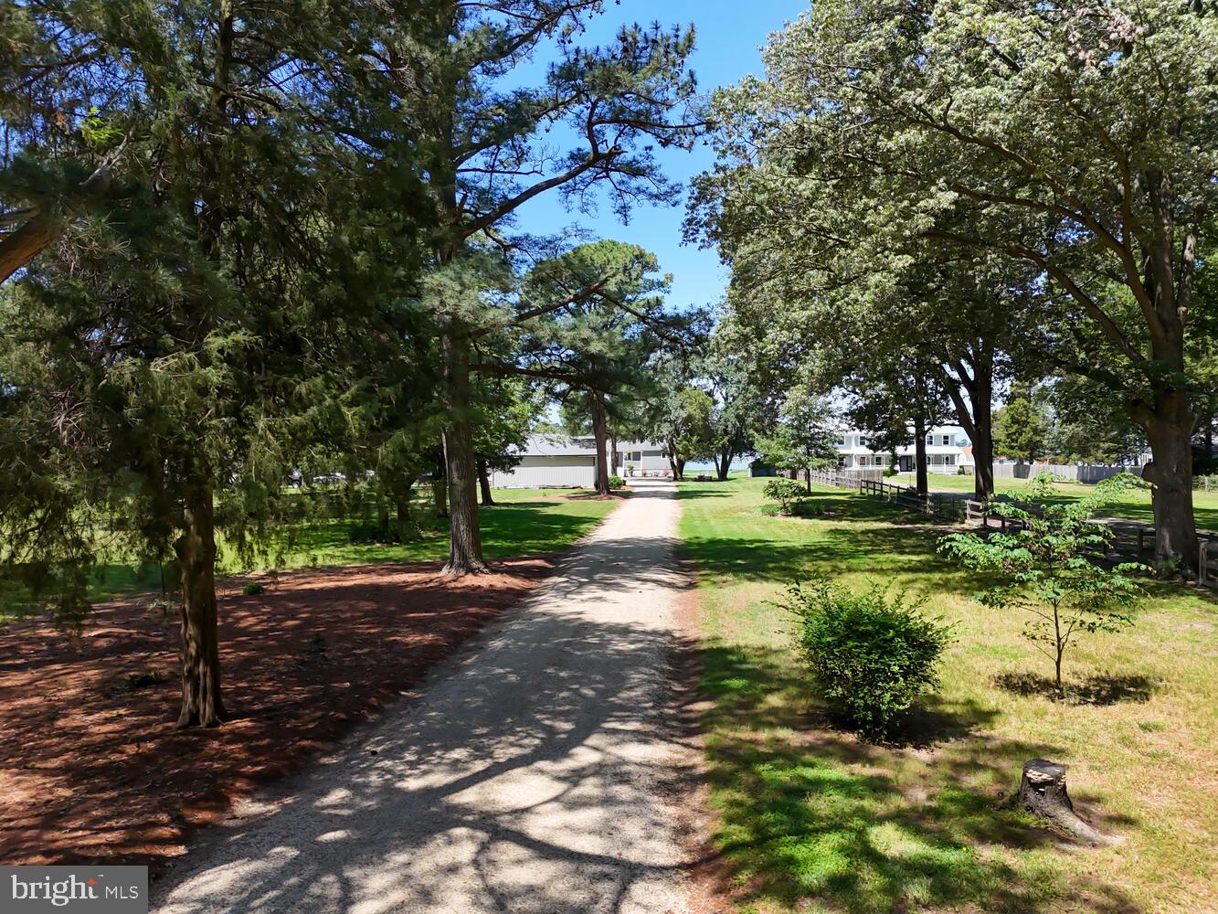 6104 Twin Point Cove Rd