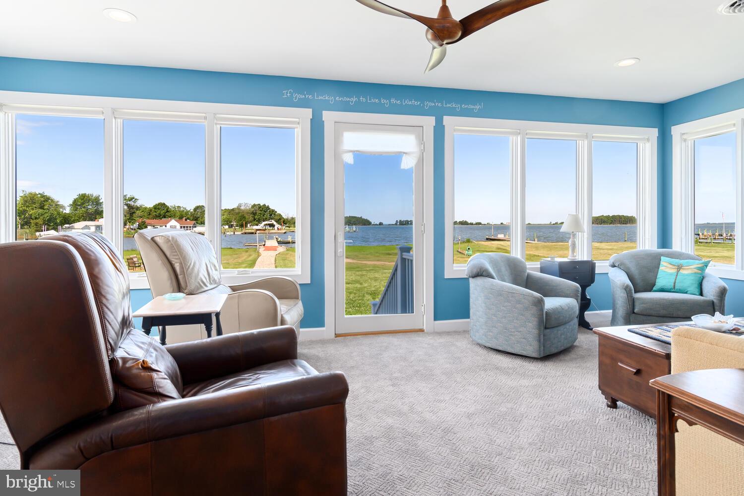 6104 Twin Point Cove Rd