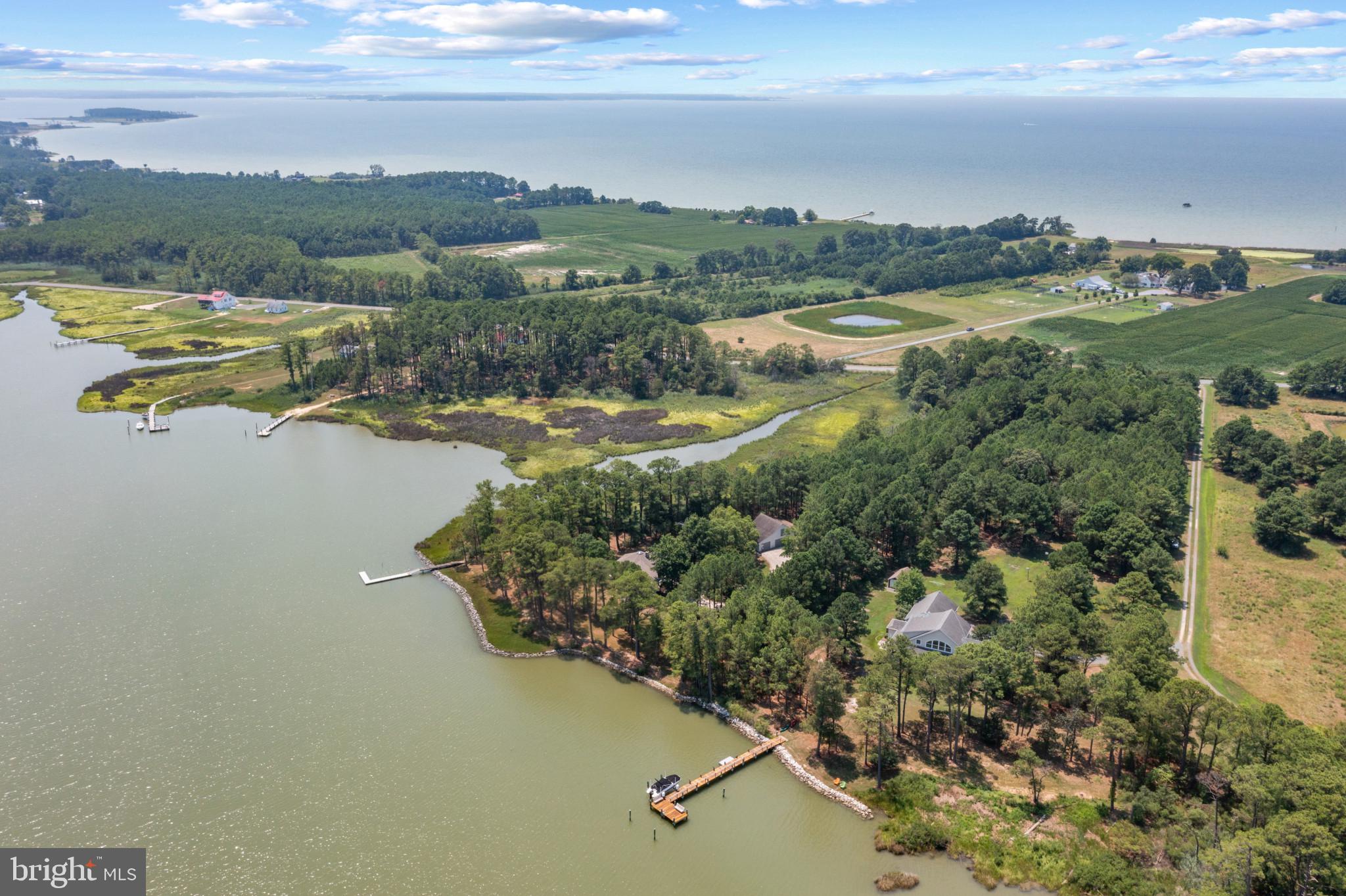 612 Hills Point Rd
