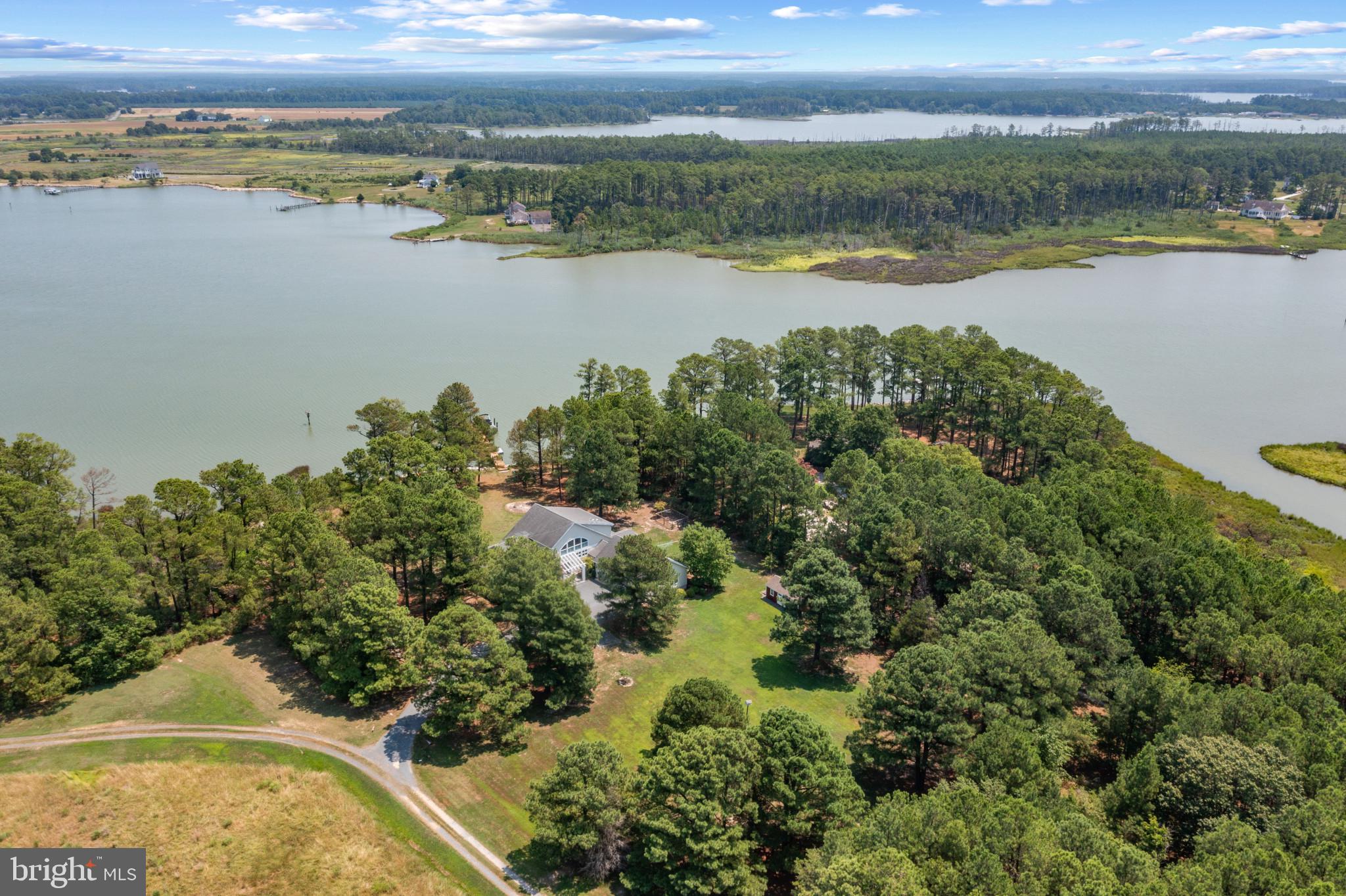 612 Hills Point Rd