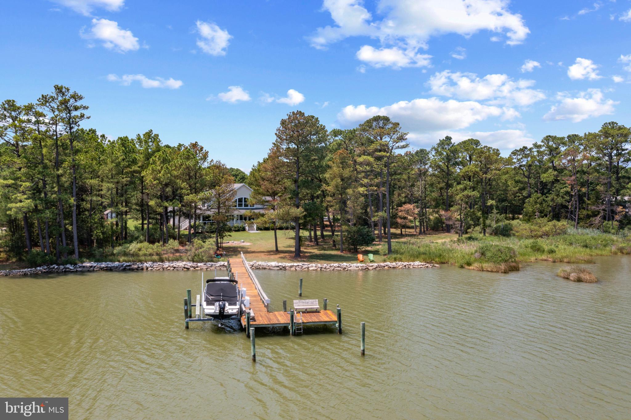 612 Hills Point Rd