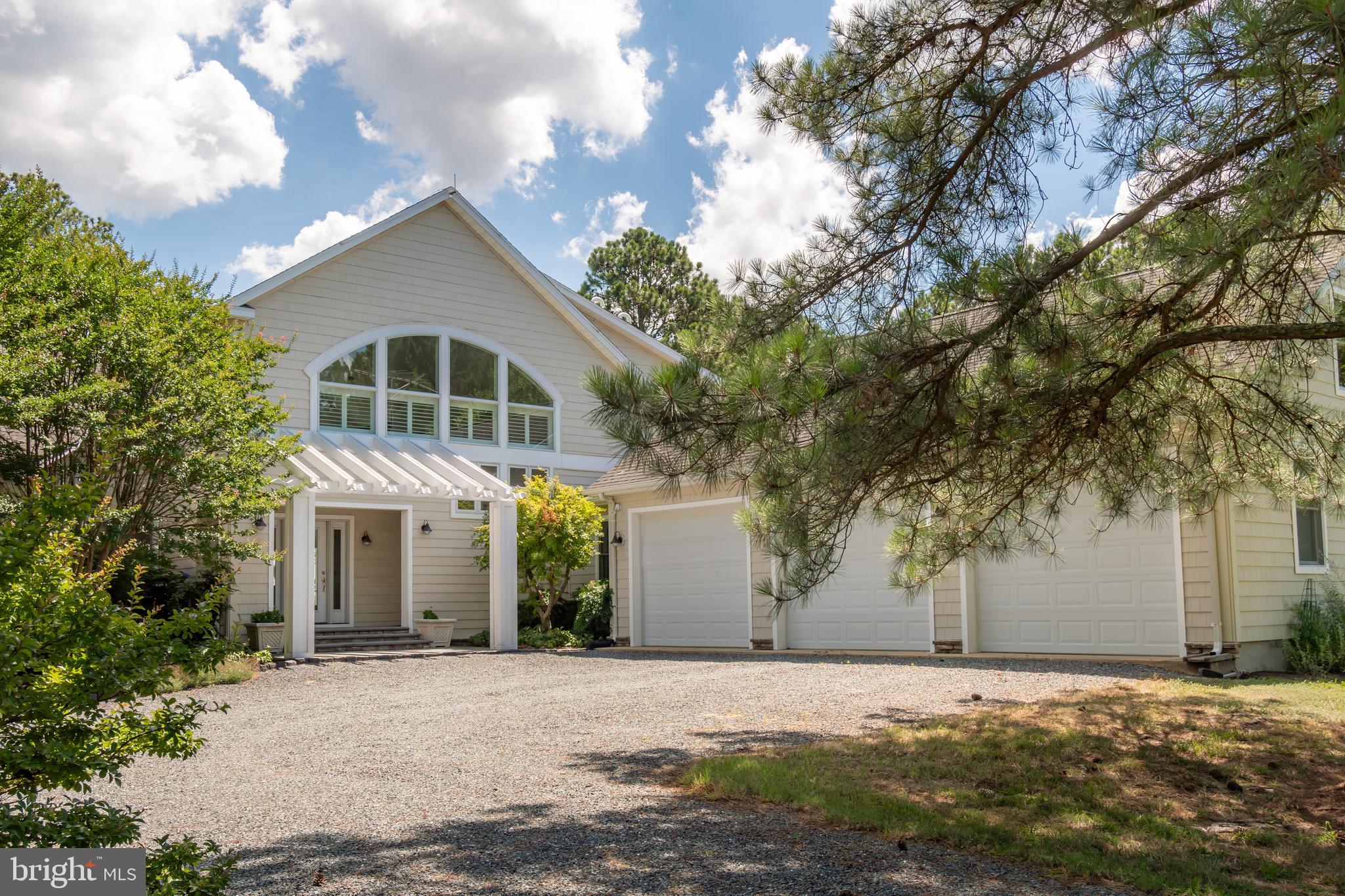 612 Hills Point Rd