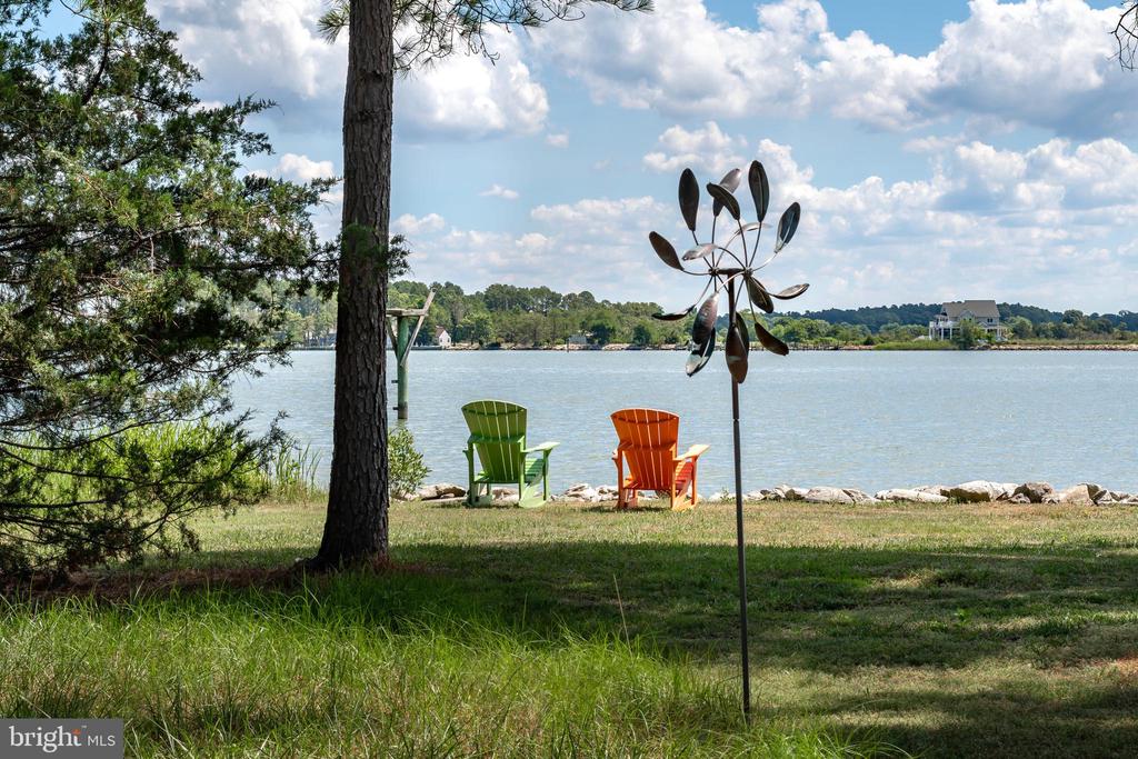 612 Hills Point Rd