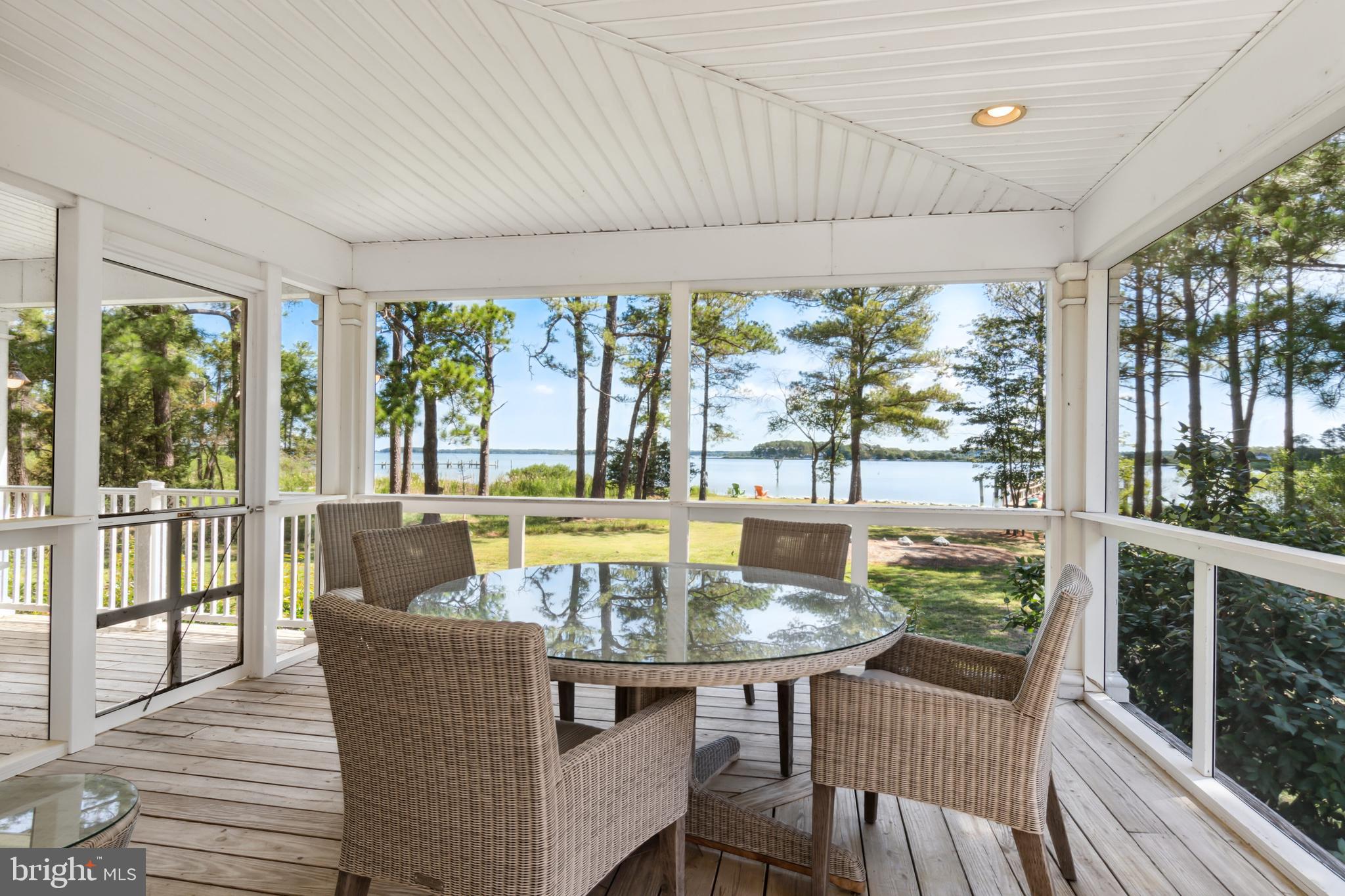612 Hills Point Rd