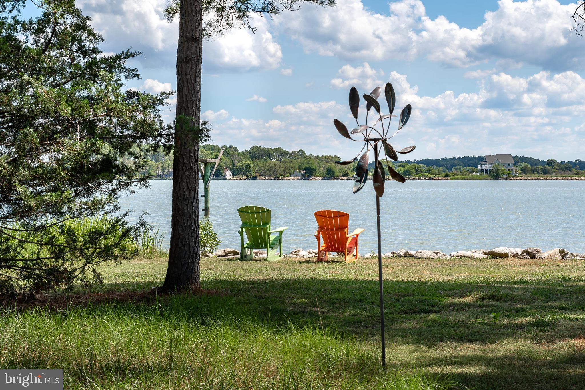 612 Hills Point Rd