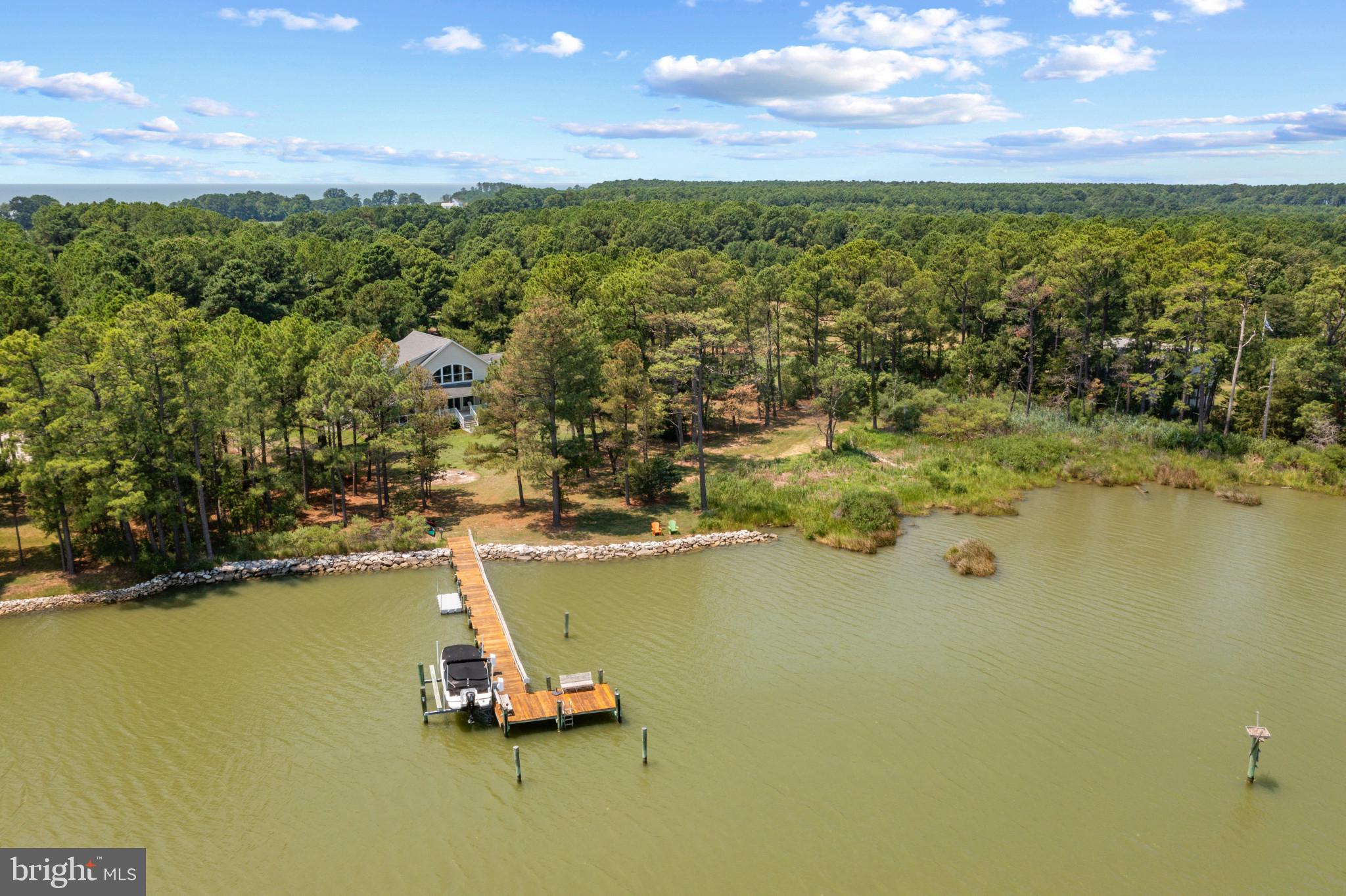 612 Hills Point Rd