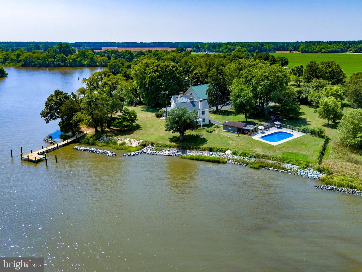 2208 Horns Point Road