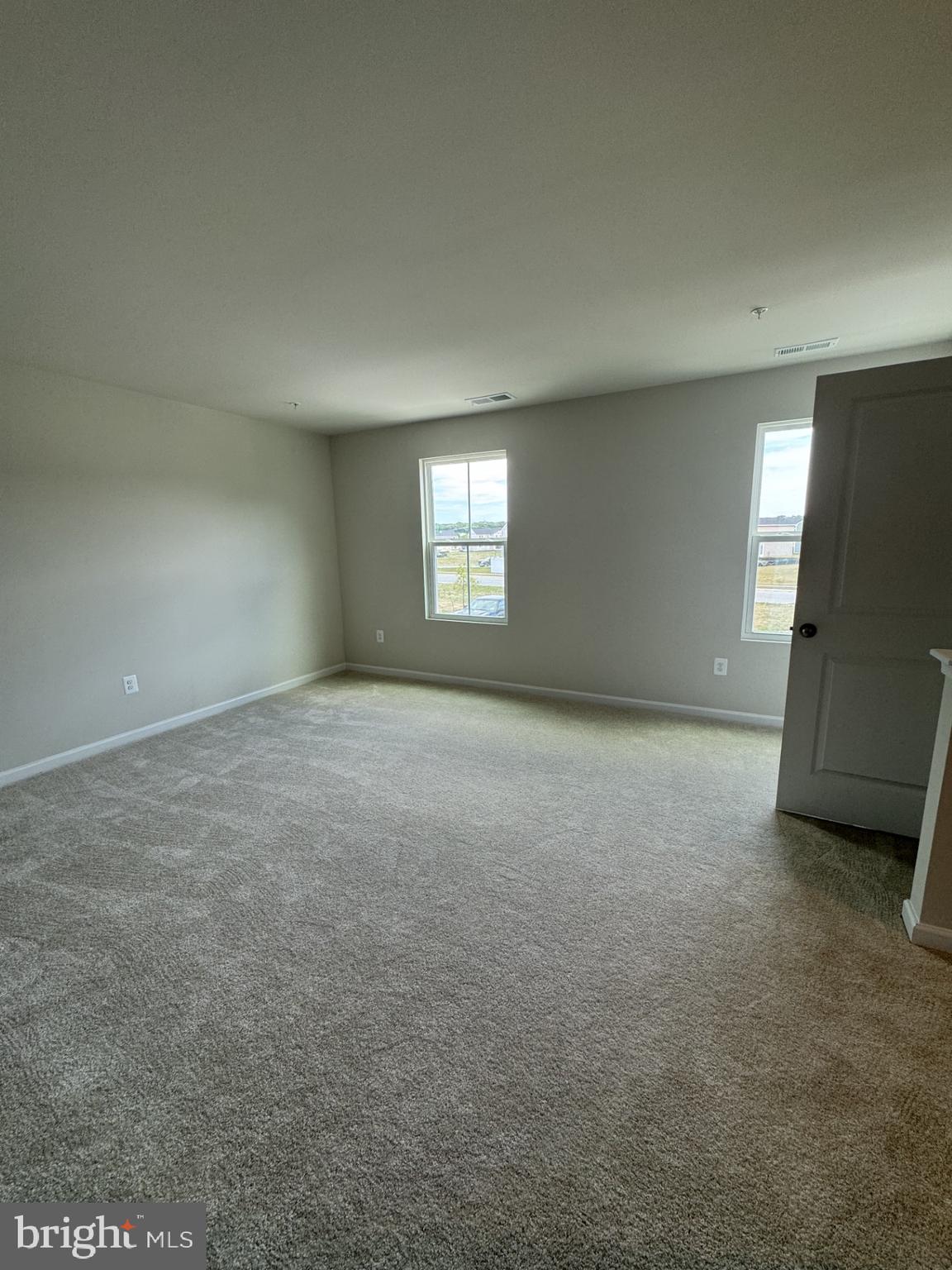 609 YELLOW BILL LN