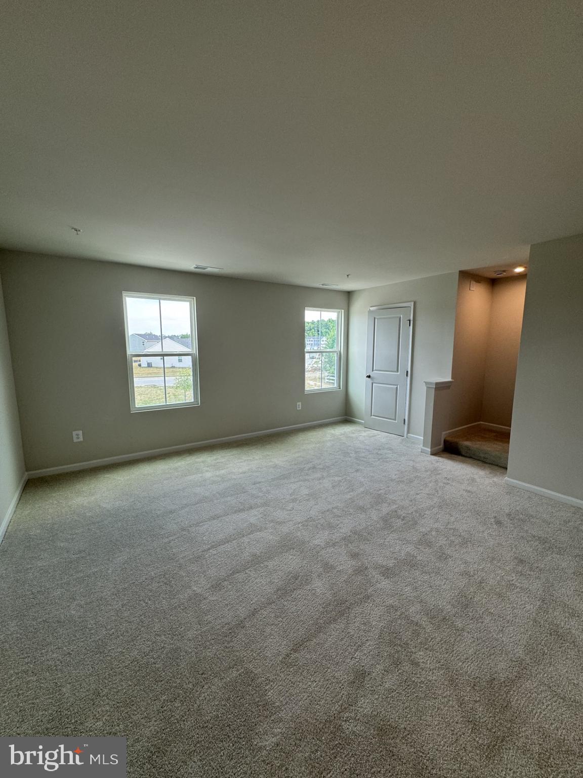 609 YELLOW BILL LN