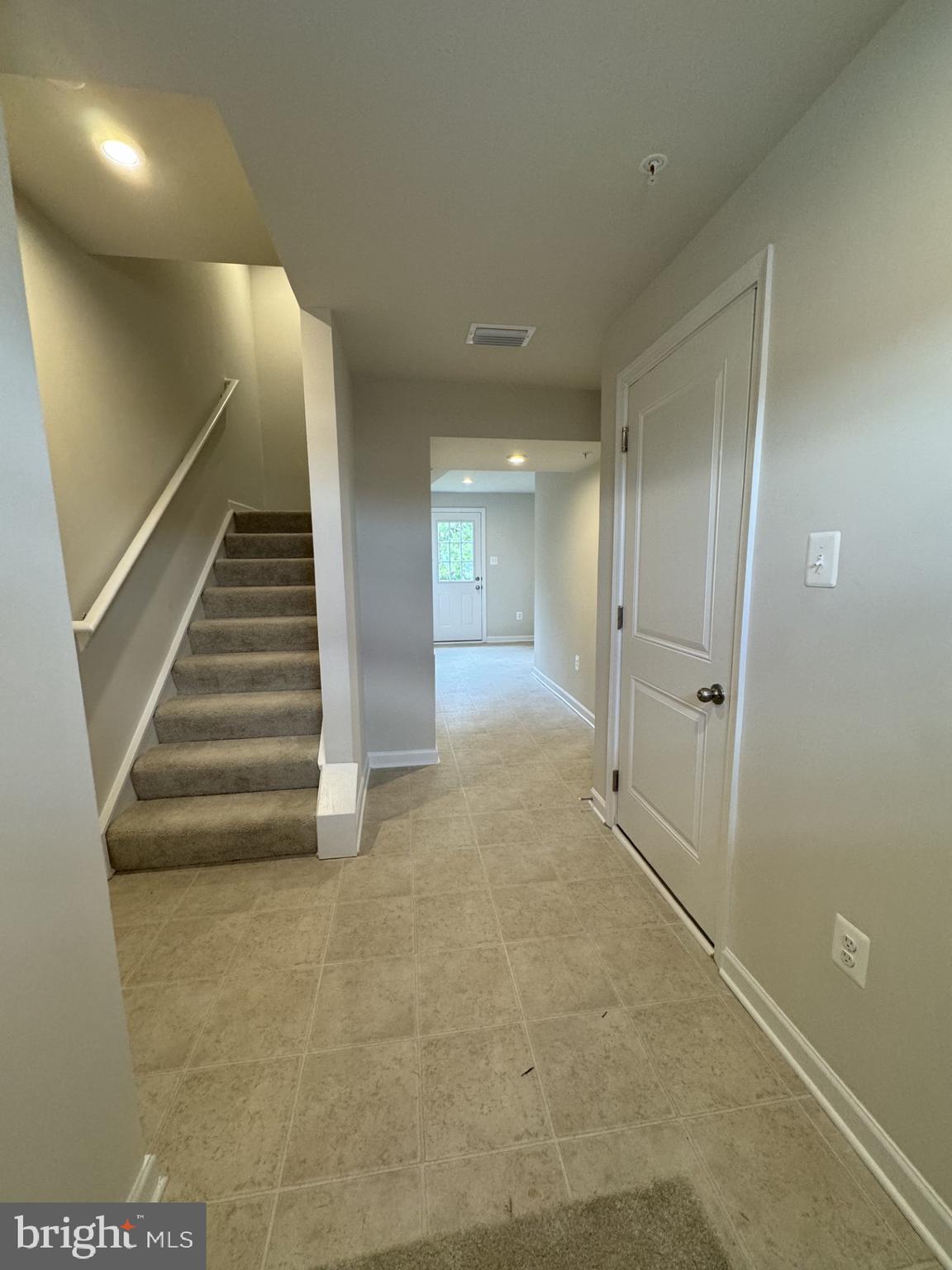 609 YELLOW BILL LN