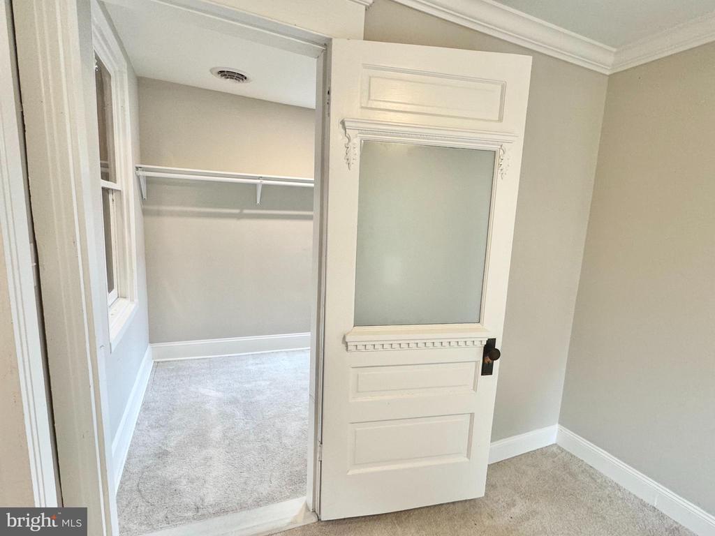 107 Poplar St