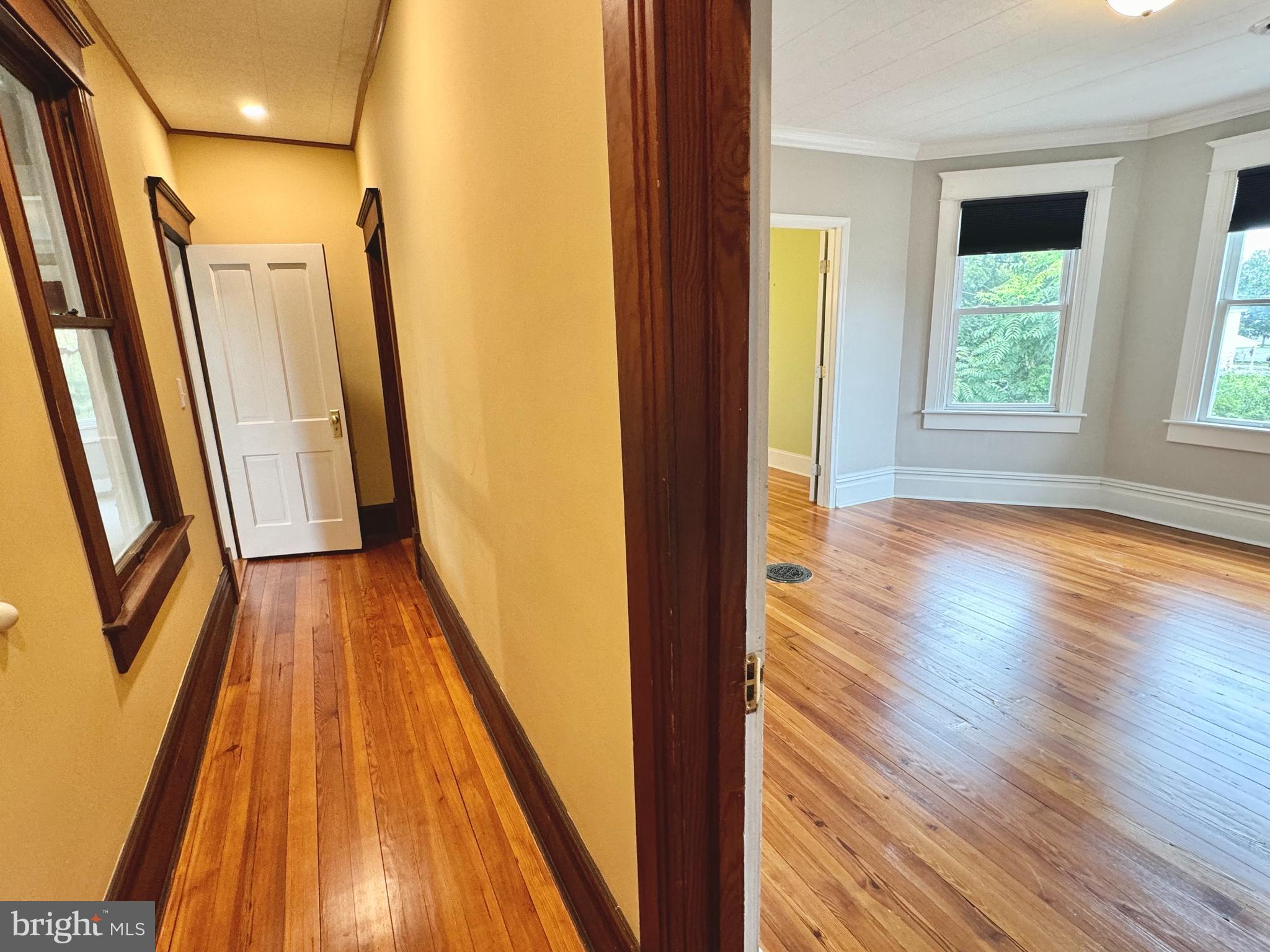 107 Poplar St
