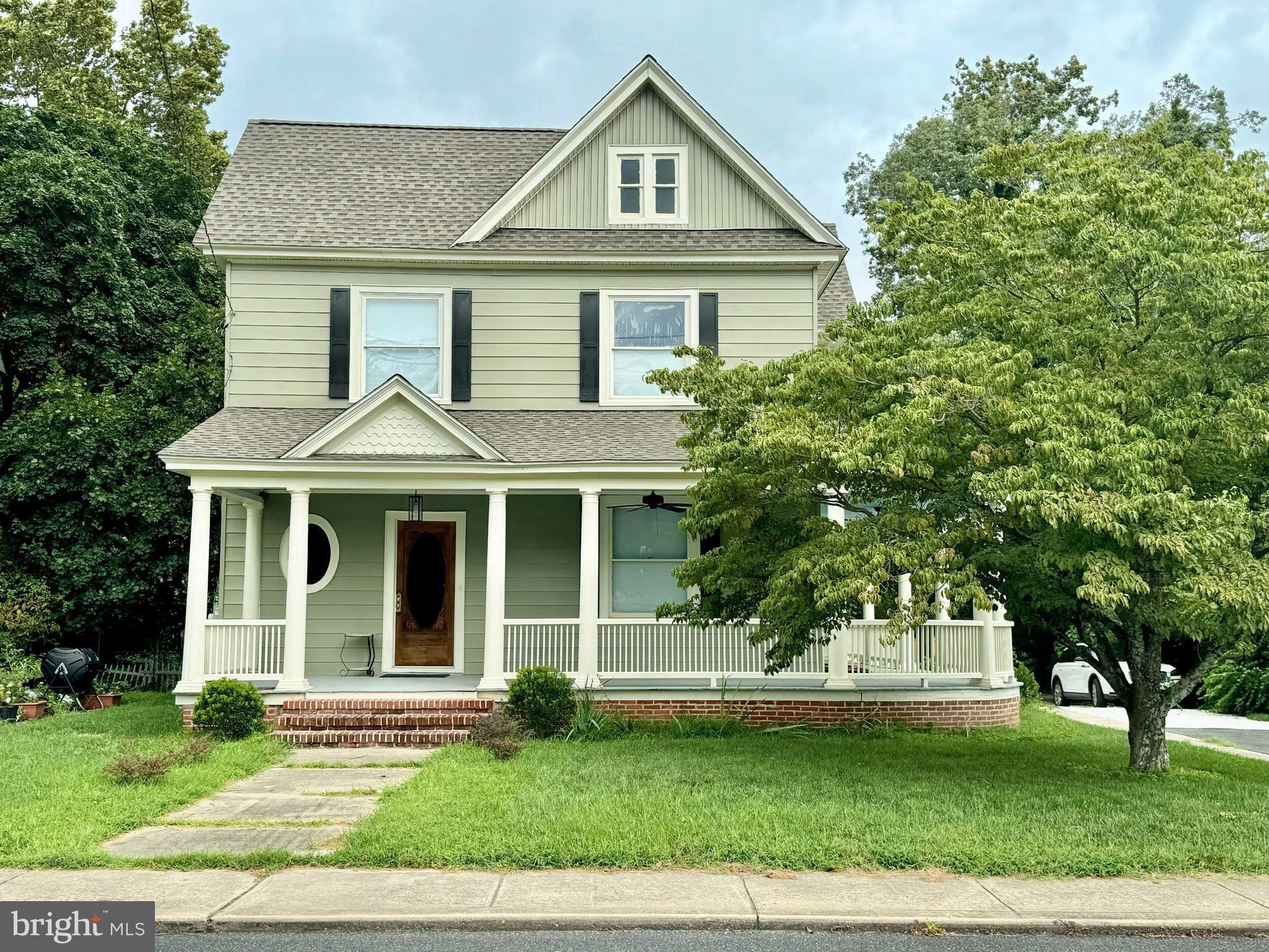107 Poplar St