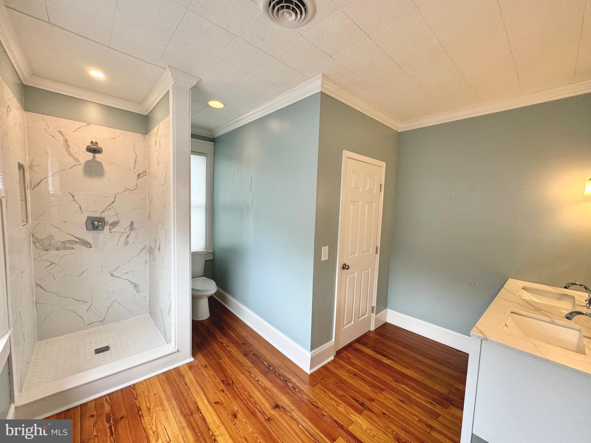 107 Poplar St