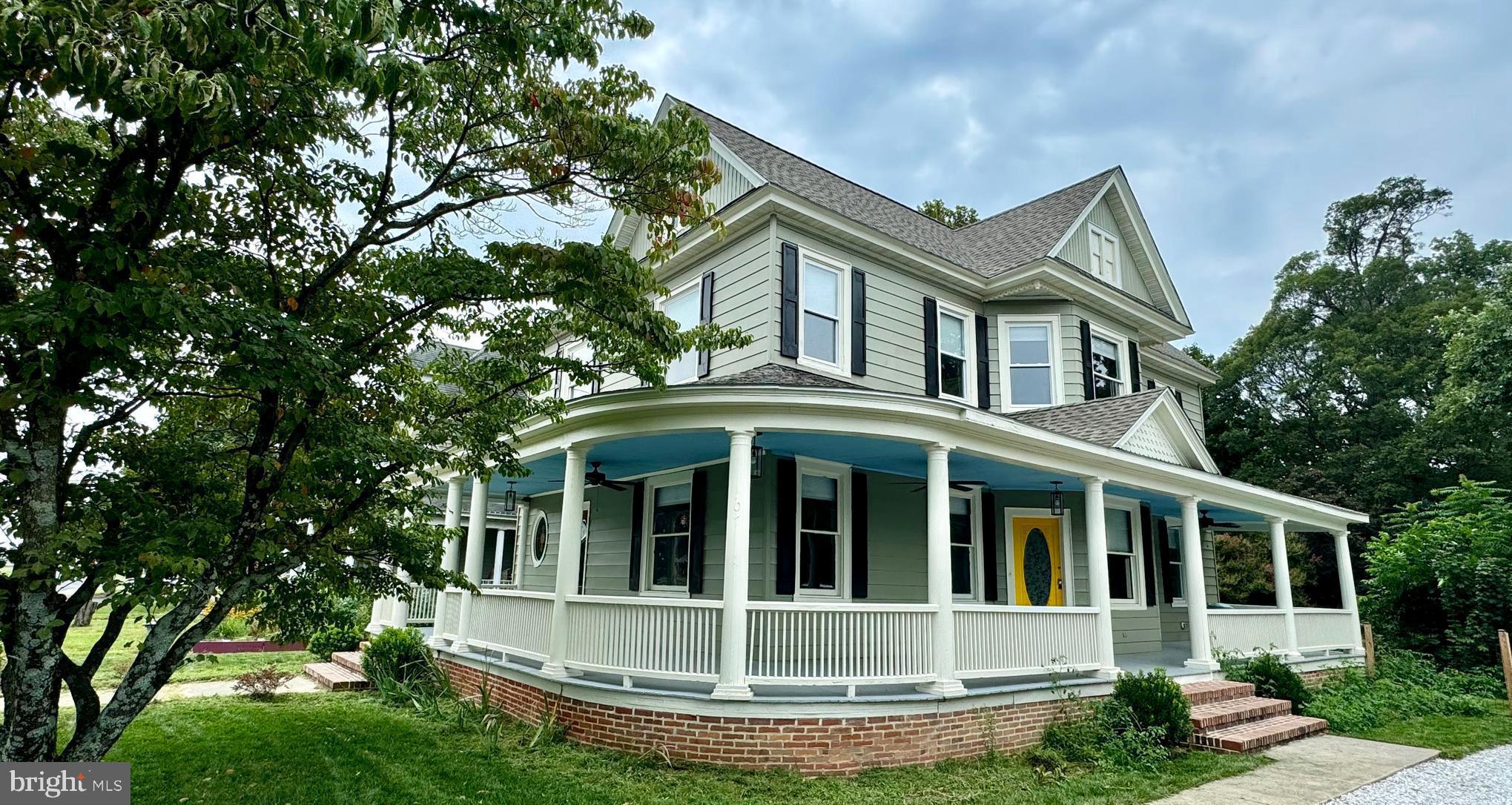 107 Poplar St