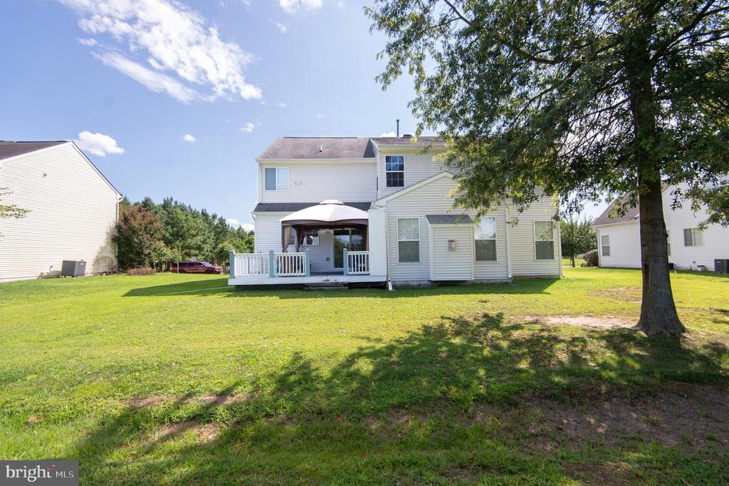 201 Hibiscus Ln