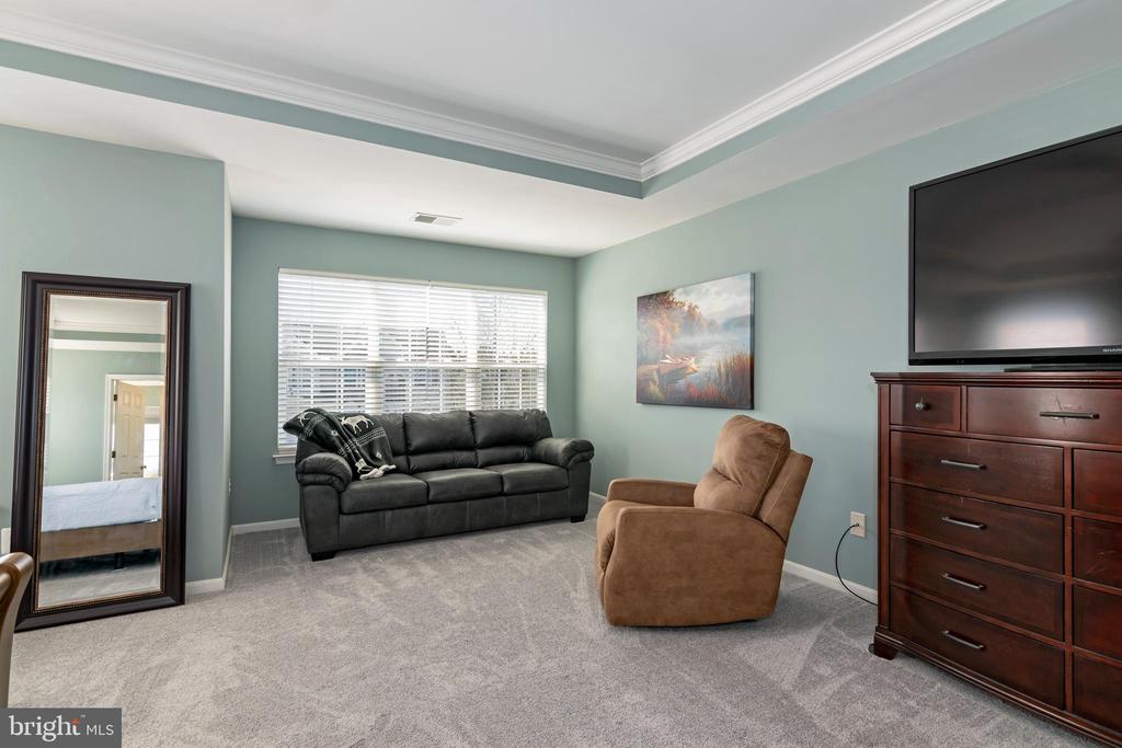 201 Hibiscus Ln