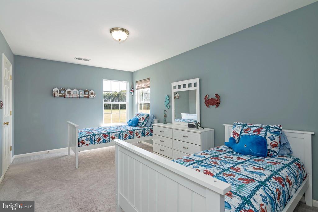 201 Hibiscus Ln
