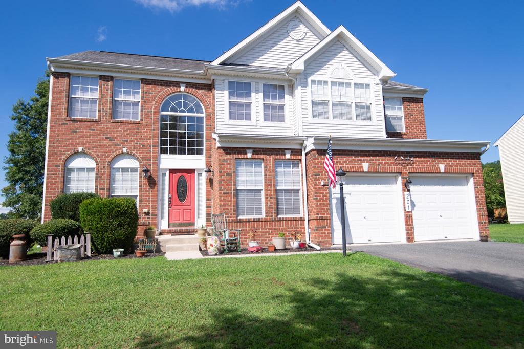 201 Hibiscus Ln
