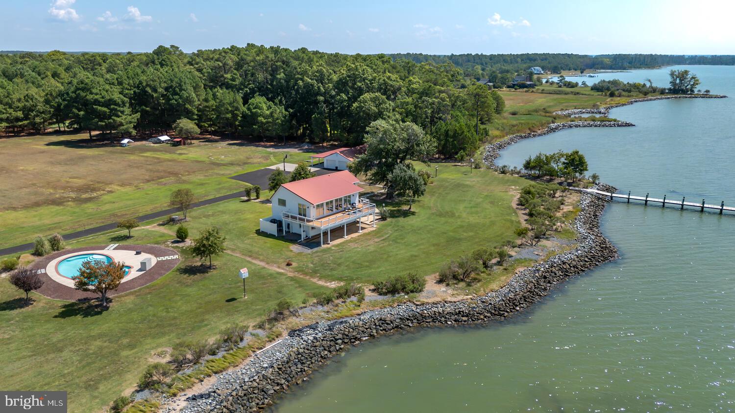 5476 Ragged Point Rd