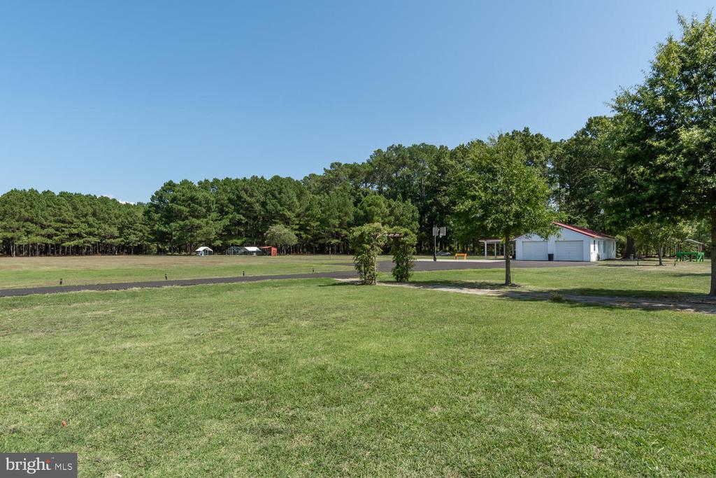 5476 Ragged Point Rd