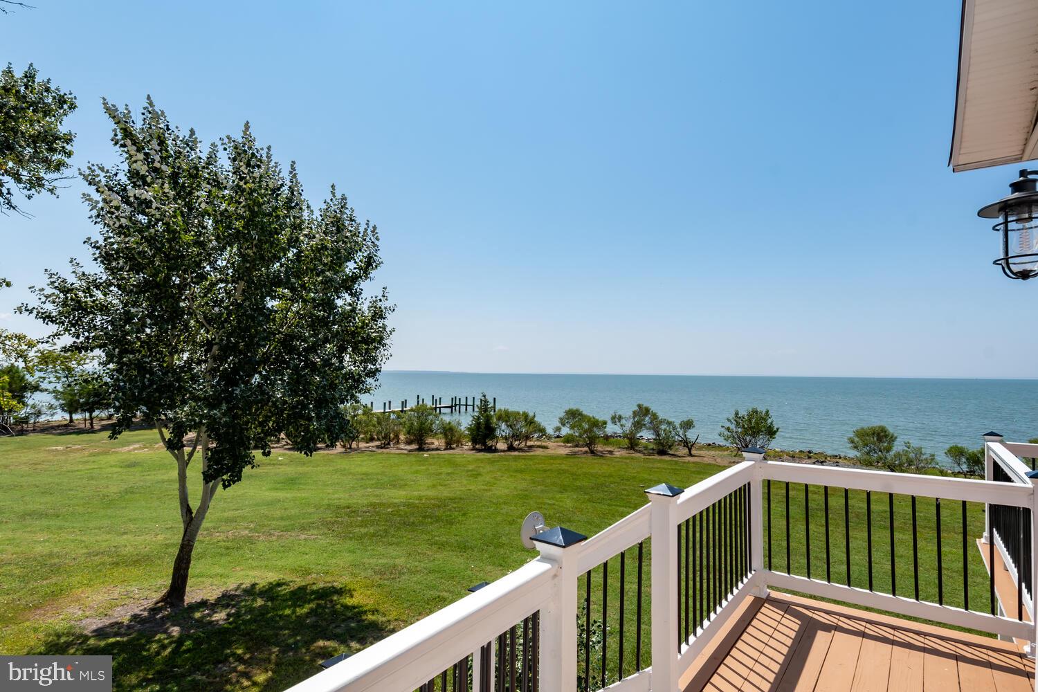 5476 Ragged Point Rd